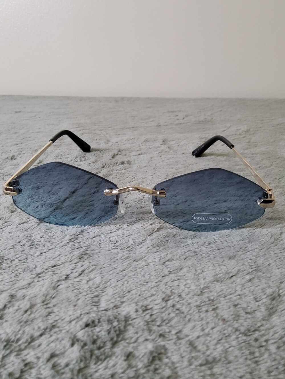 * Fashion Nova Women's  Days Off Rimless Frame Unisex Shades Sunglasses Blue